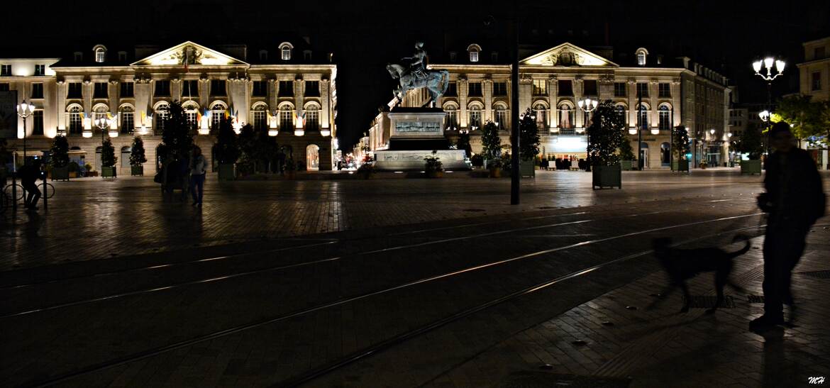 Place du Martroi nocturne