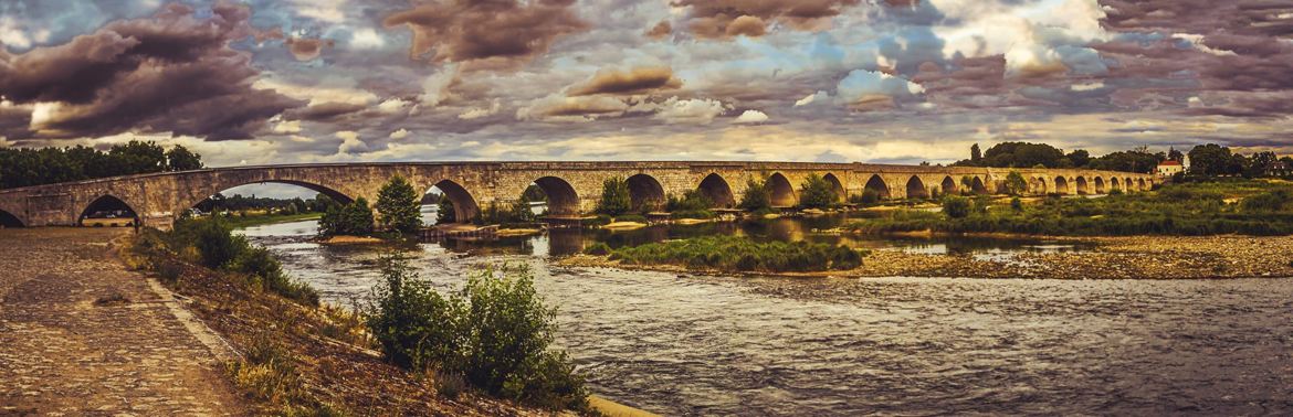 Le pont de beaugency dans le loiret