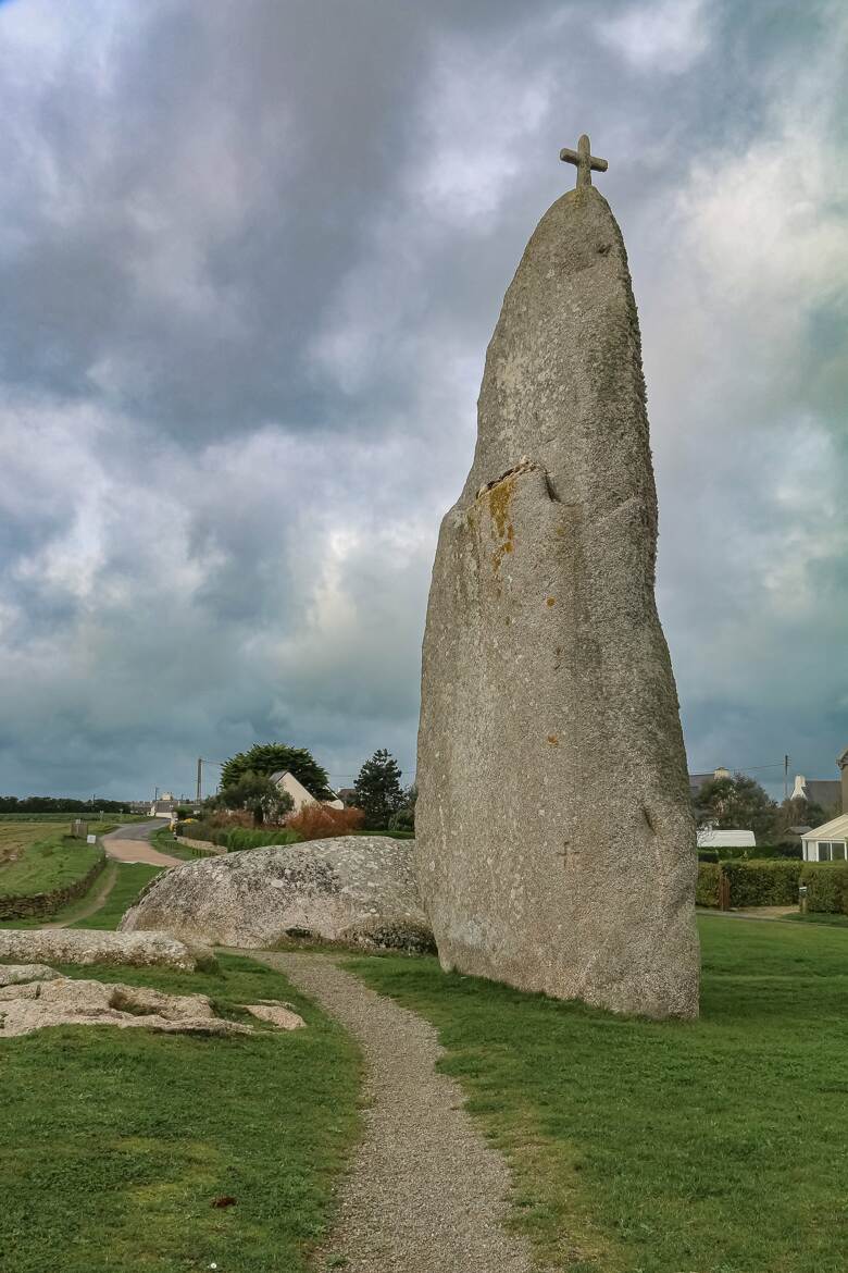 Archives armoricaines : menhir de Pontusval