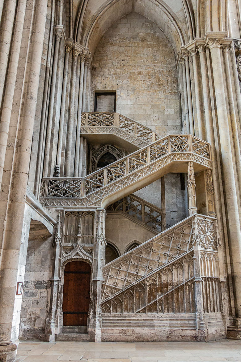 Escalier de la Bibliothèque du chapitre Cathédrale Notre-Dame ROUEN