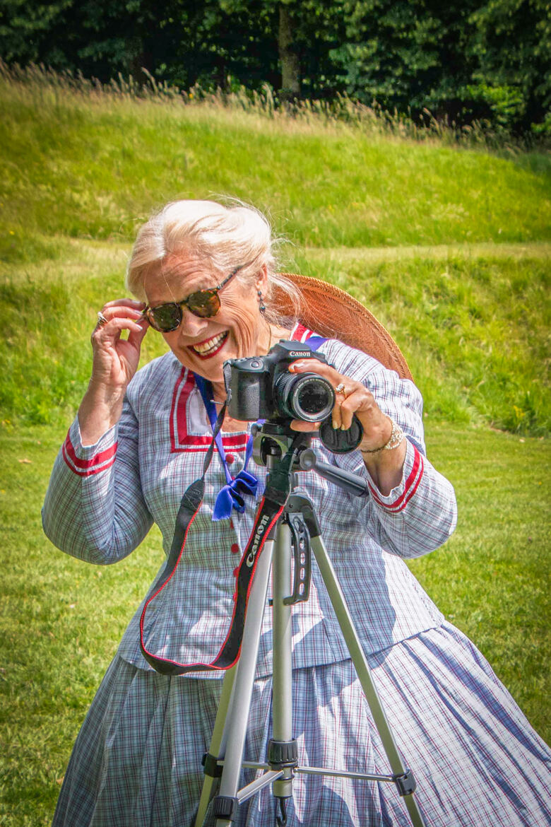 Le modèle fait rire la photographe