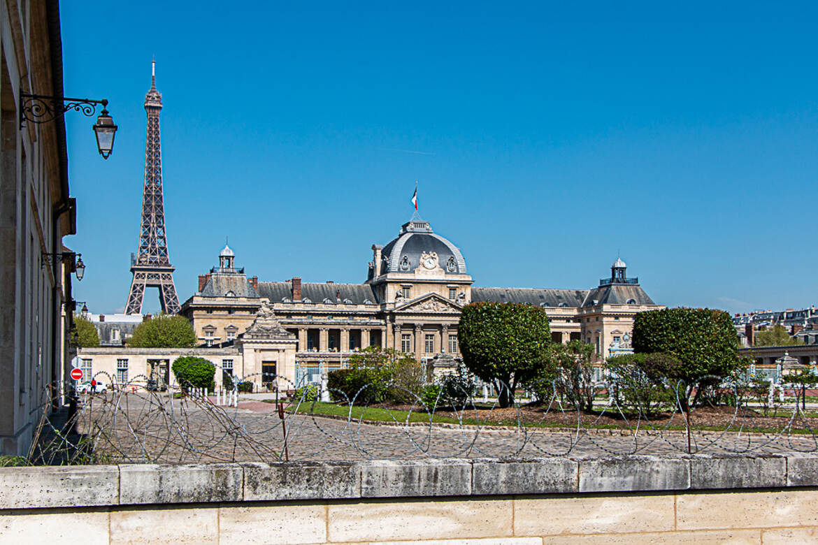 Ecole Militaire - Tour Eiffel