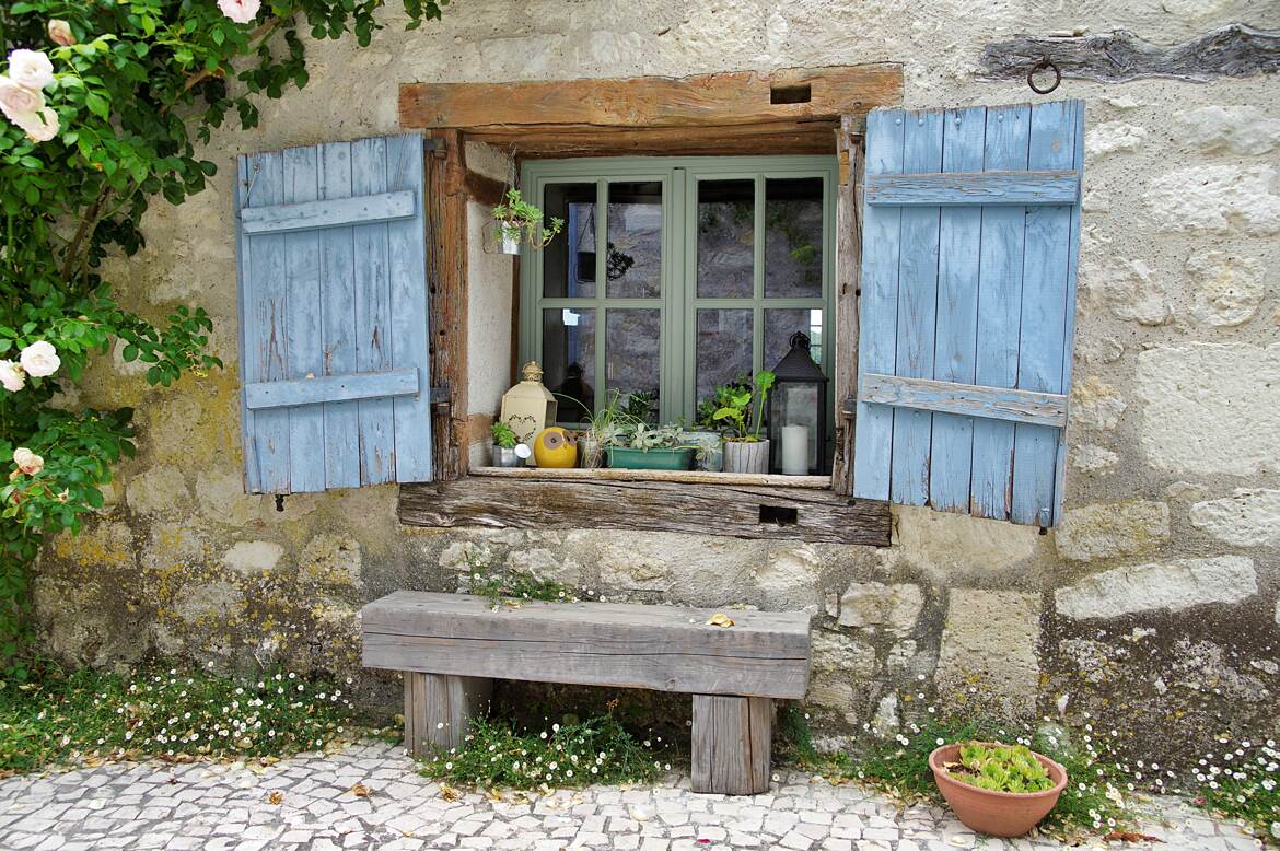 Un petit oeil sur la rue