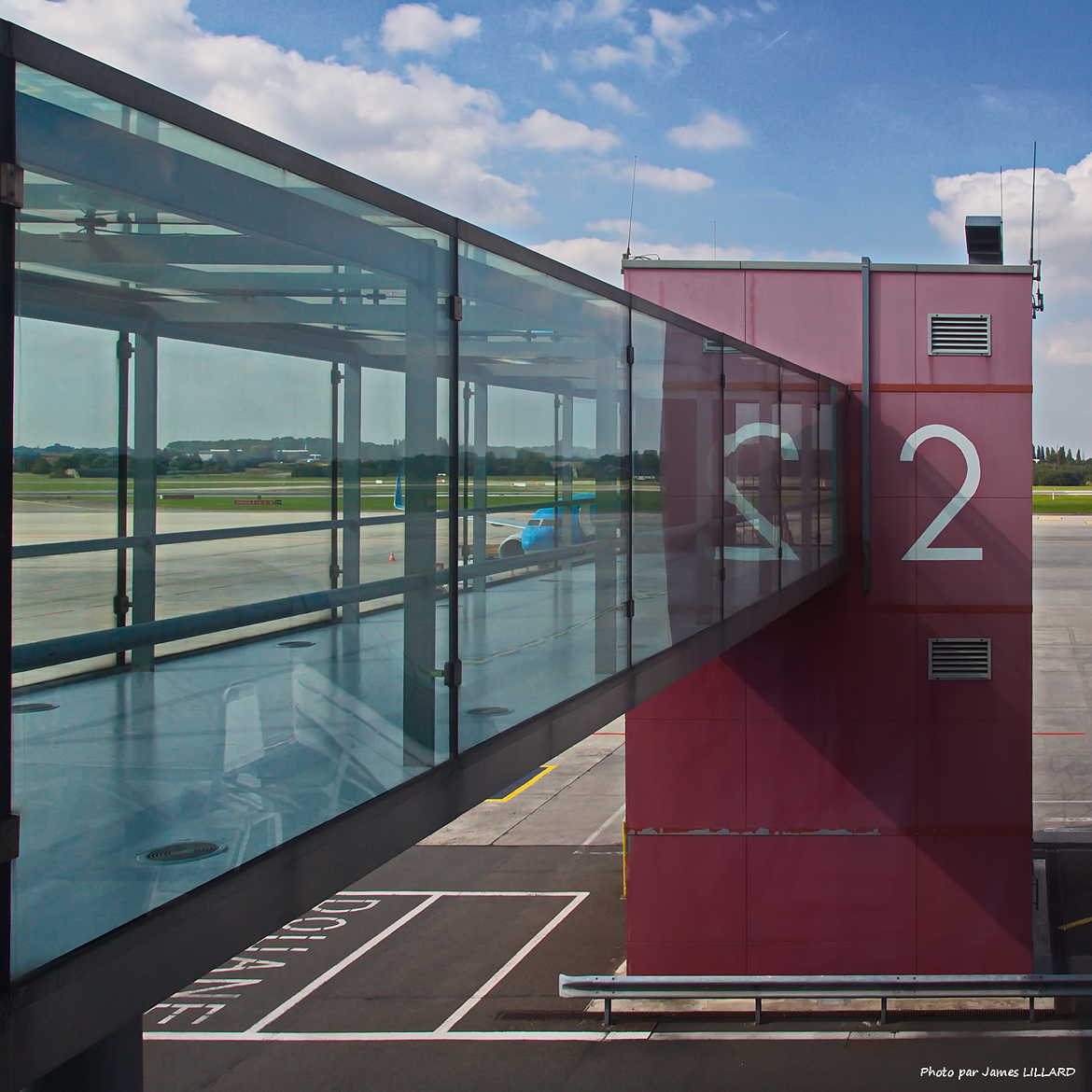 Terminal 2