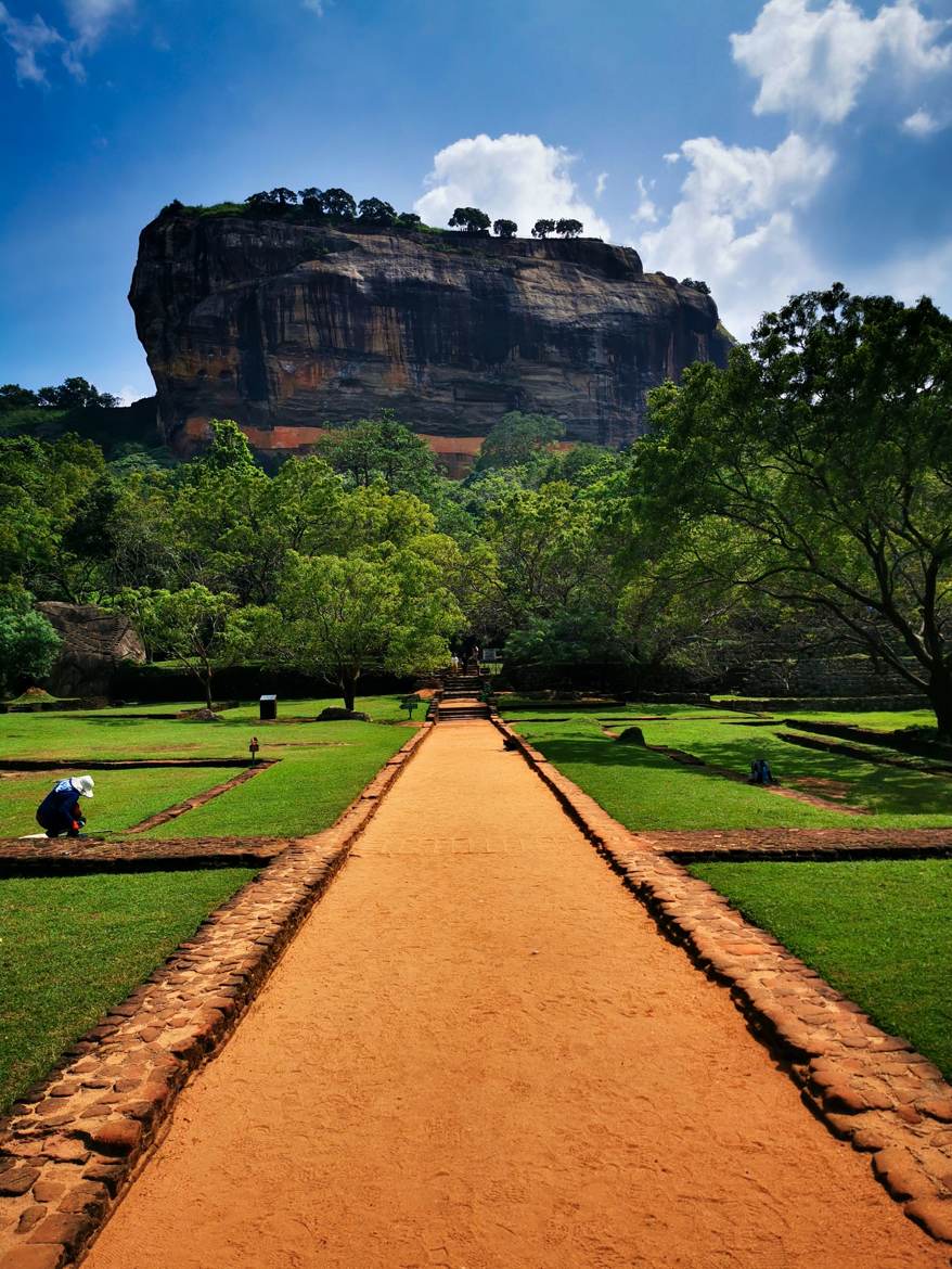 le rocher du lion à Sigiriya