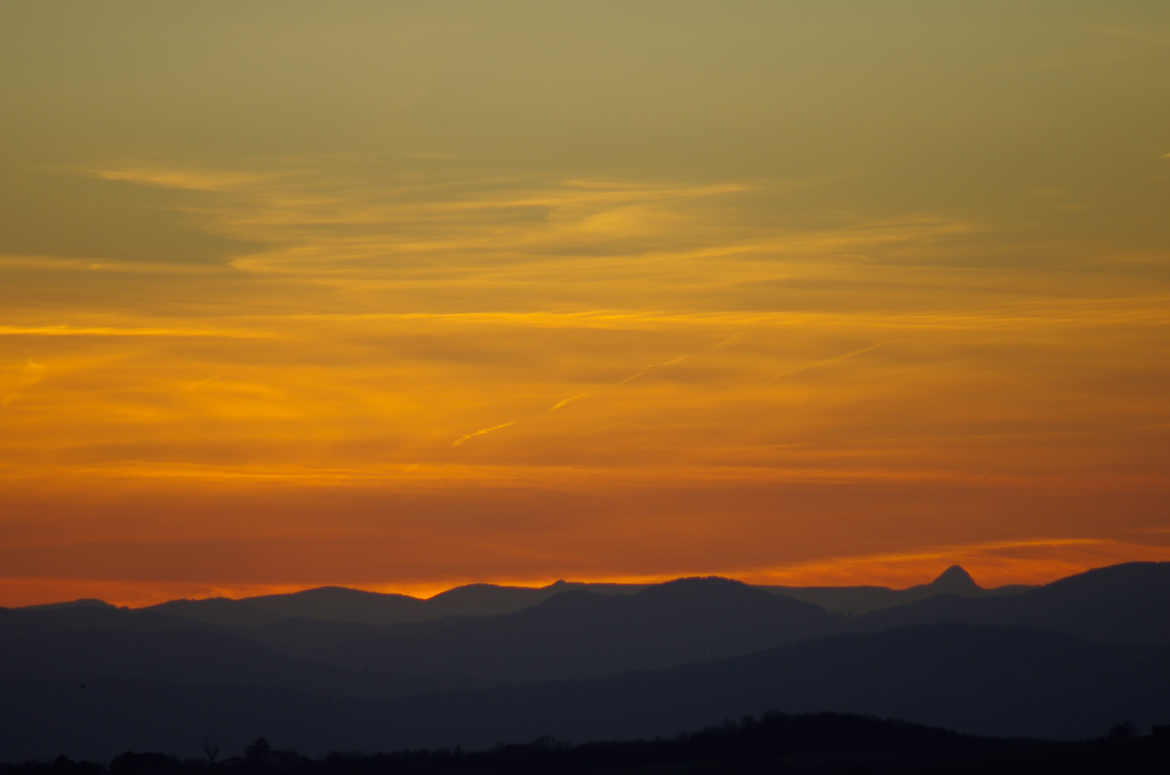 coucher de soleil sur le mont gerbier de jonc