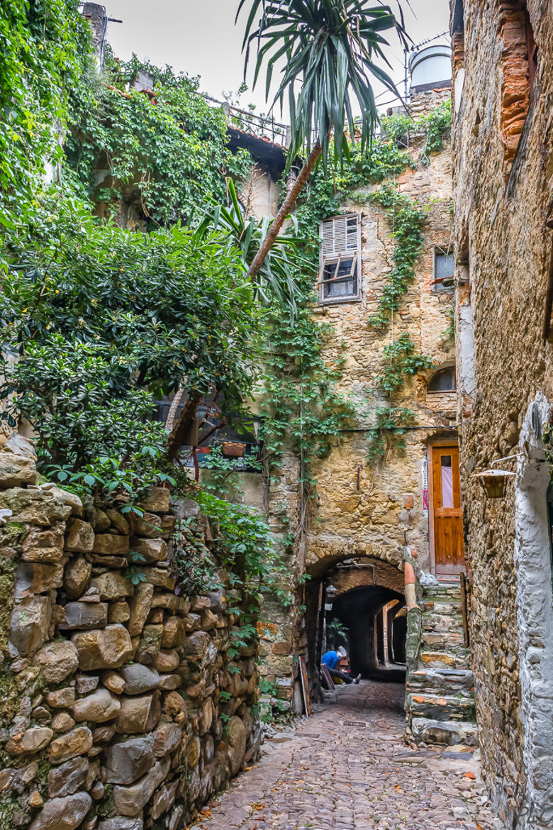 Bussana Vecchia, ruelle 8