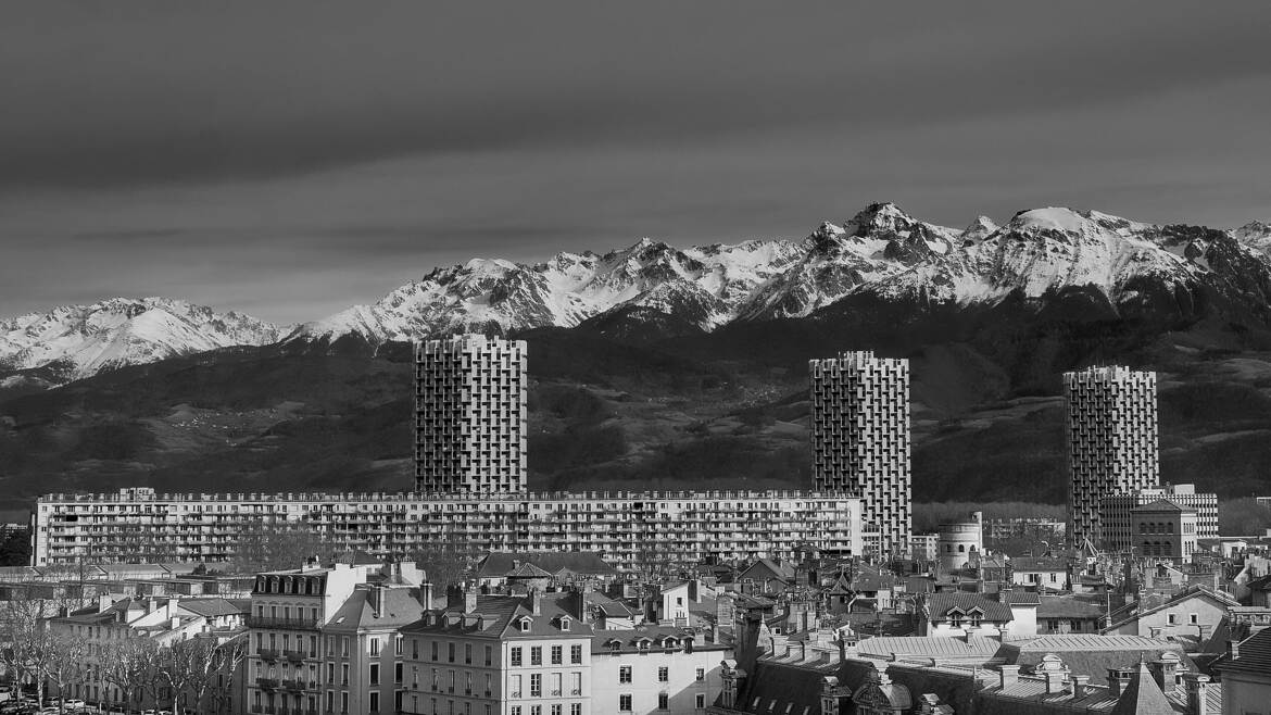 Grenoble . Capitale des Alpes.