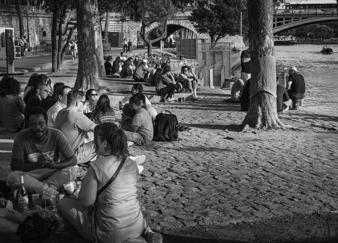 Quai de Seine ( détente ) Paris