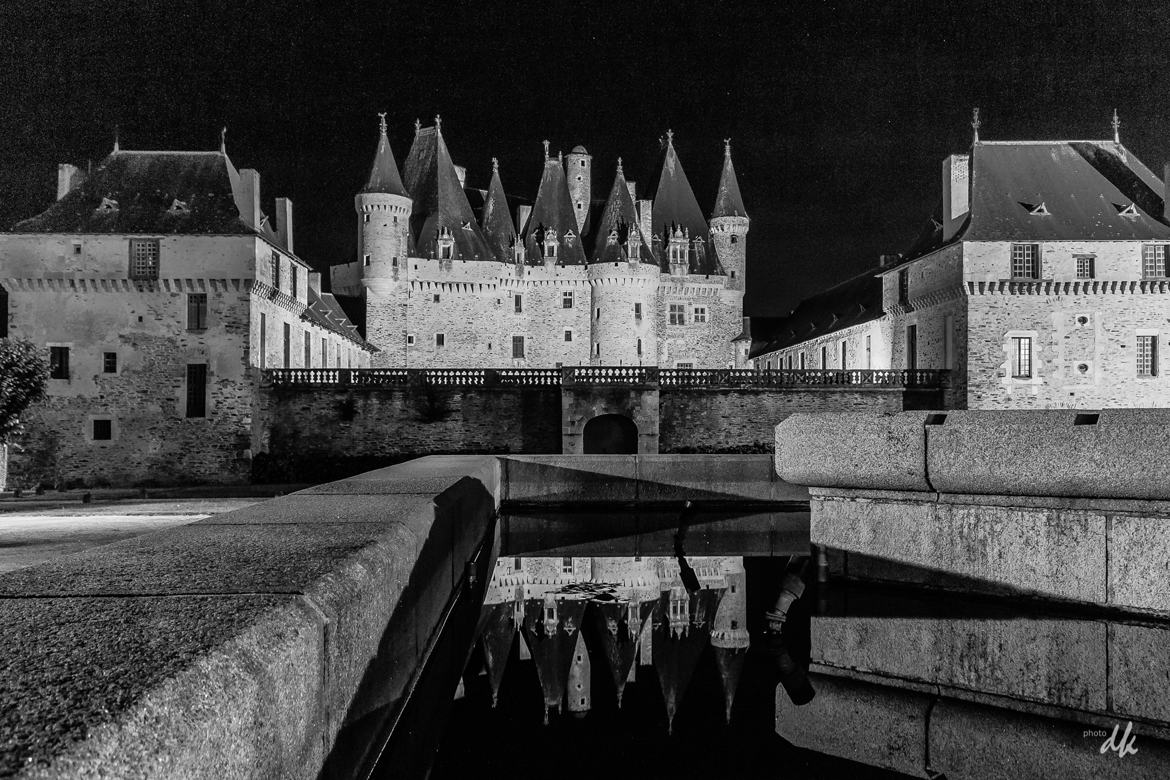Château Jumilhac à minuit