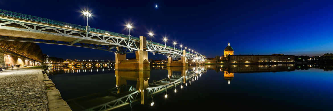 Pont Saint-Pierre à l'heure bleue