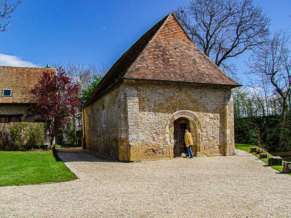 Entrez dans la chapelle