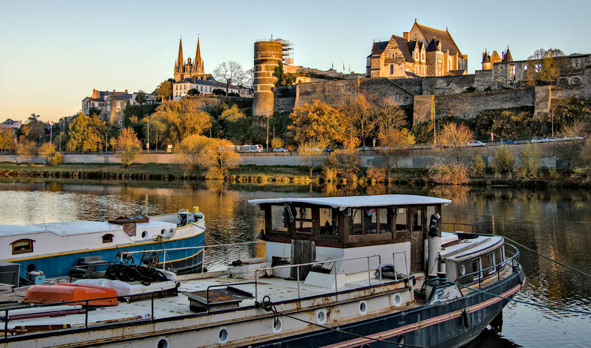 Soirée au bord de la Maine