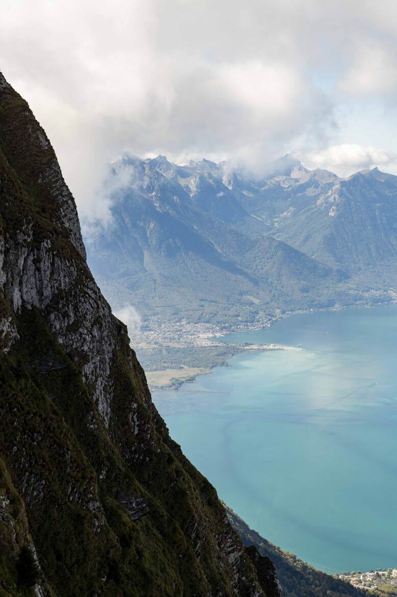 la haut