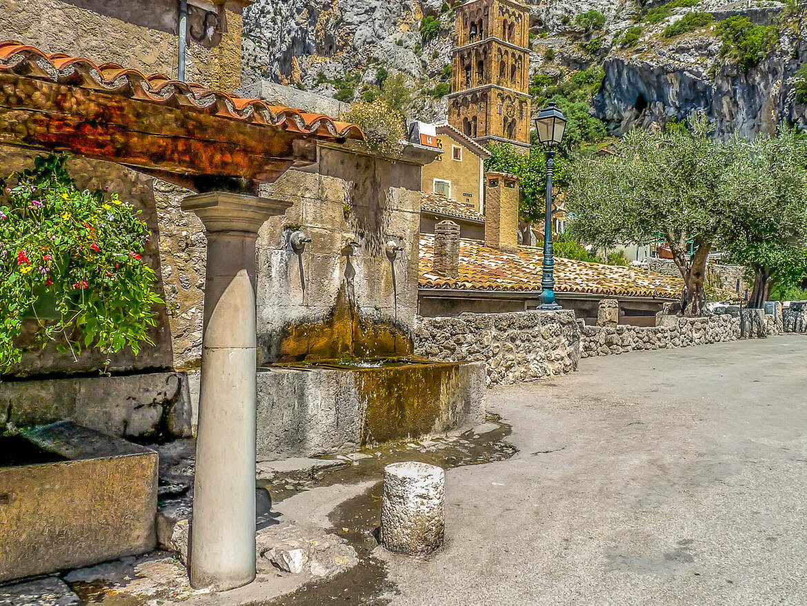 La fontaine et le Lavoir