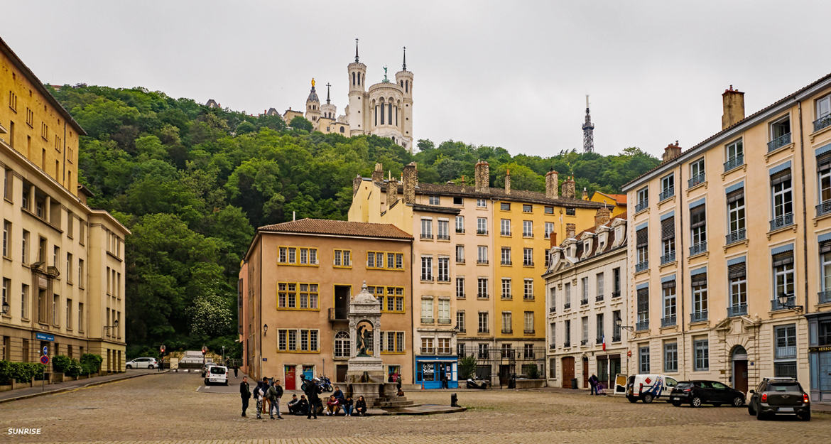 Place Saint Jean