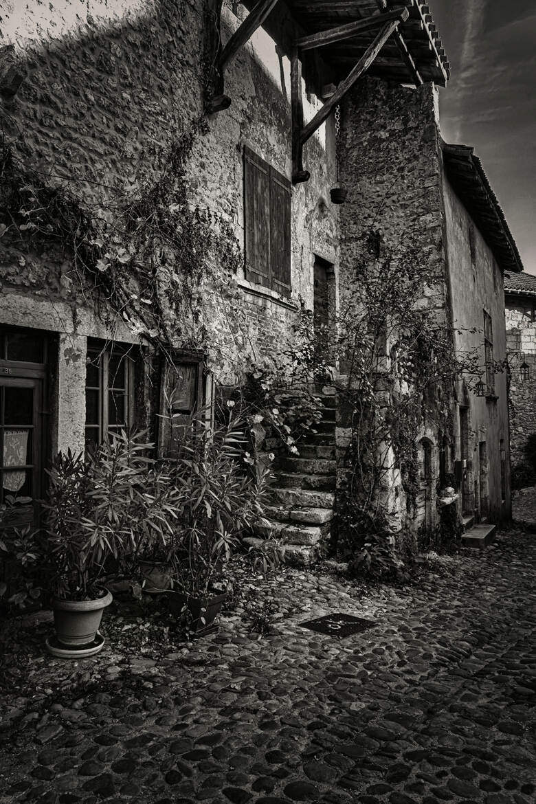 Fin d'après midi a Pérouges