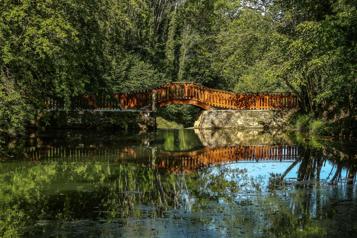 Le petit pont de bois ..
