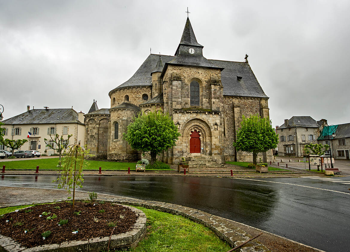 Abbatiale de VIGEOIS