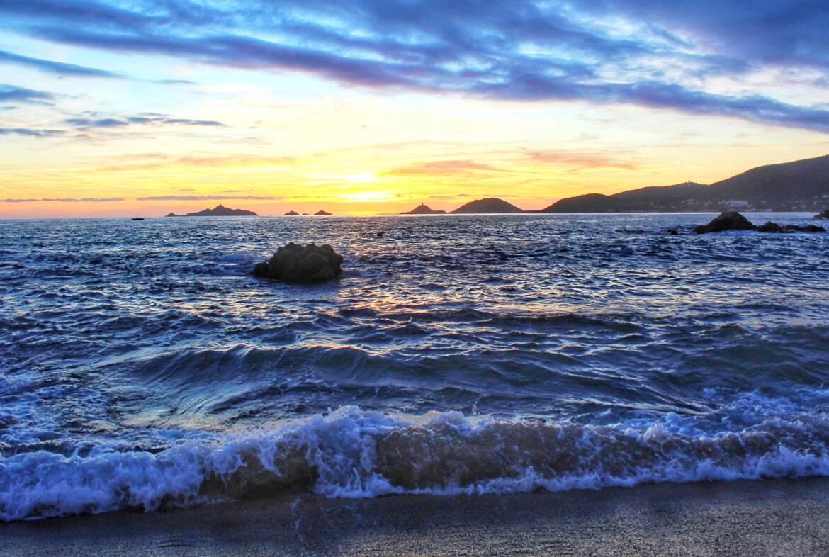 Les îles au crépuscule (2)
