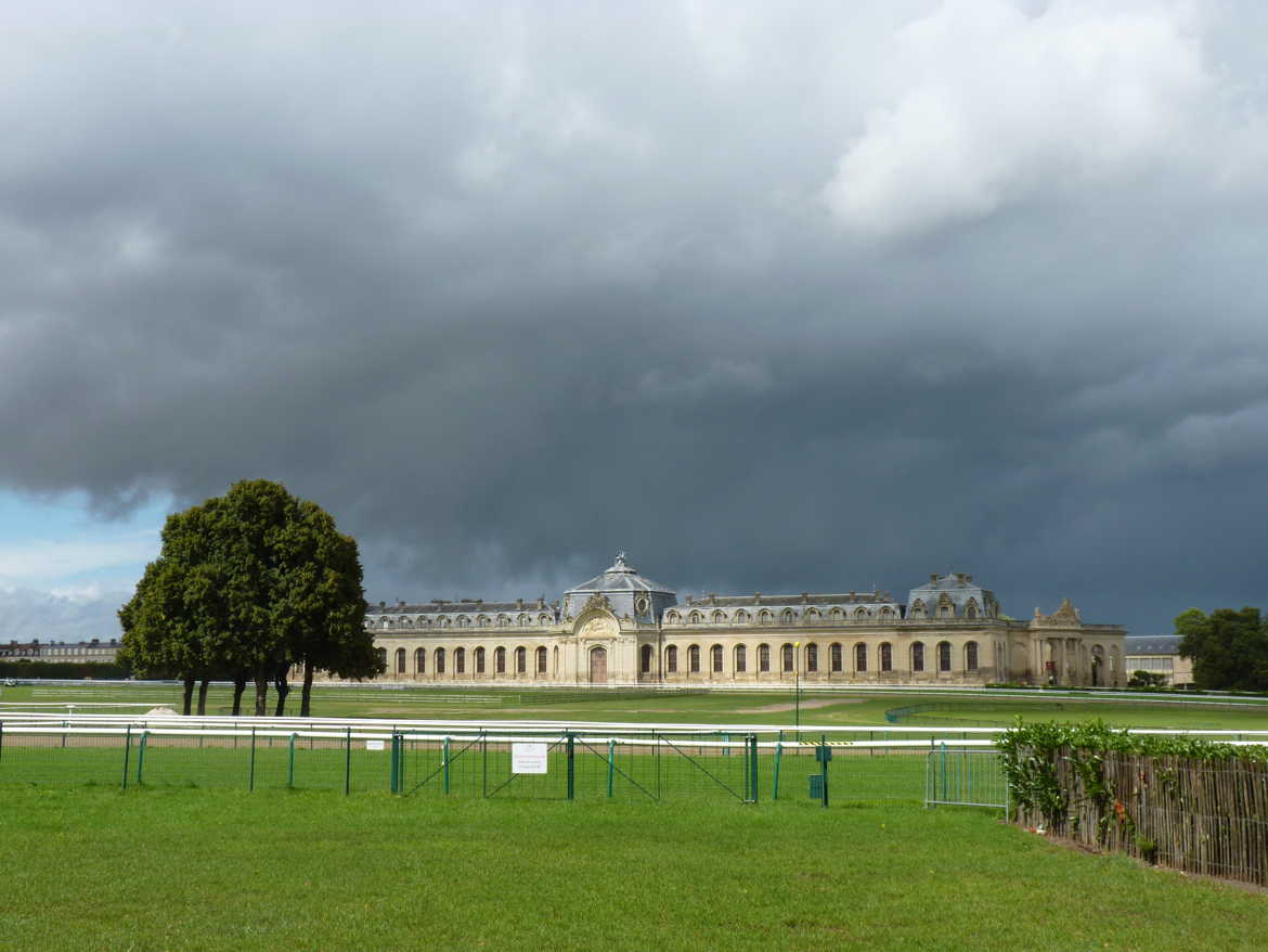 Sous un ciel menaçant ...