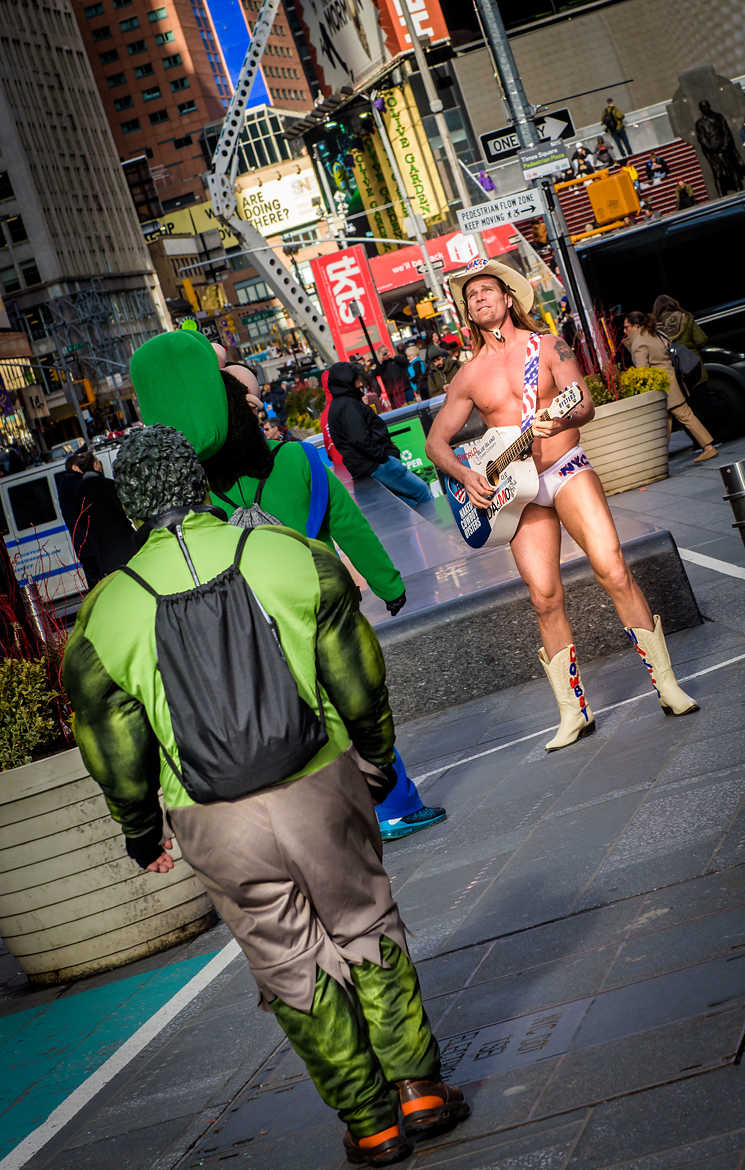 Naked Cowboy versus Hulk