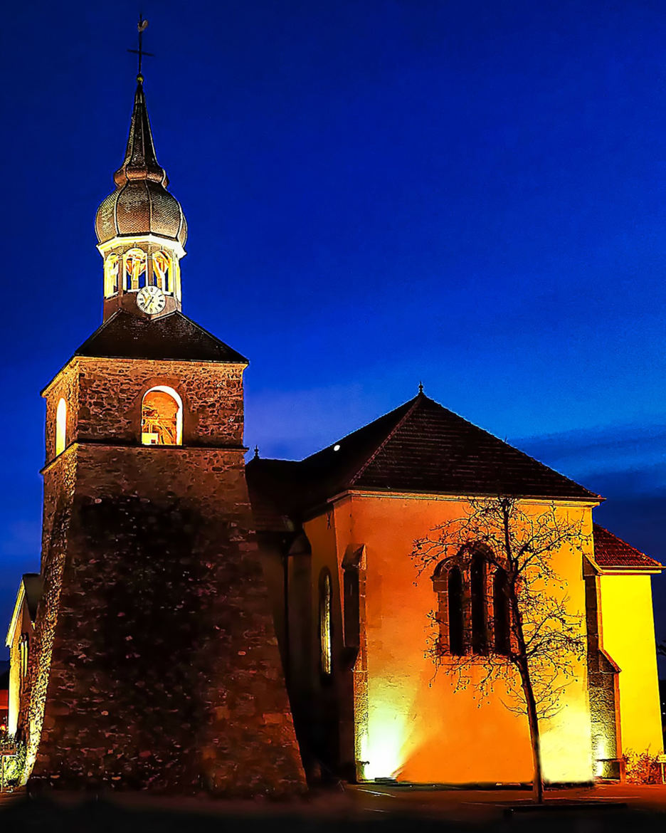 L'église entre chien et loup