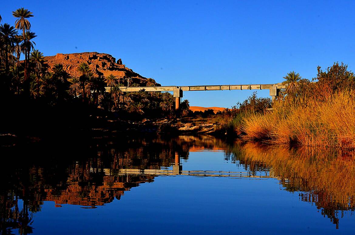 Silence au fil de l'eau et Reflets d'un pont saharien