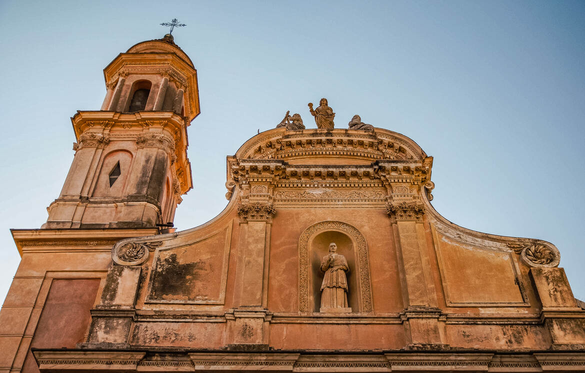 Détails sur la basilique St Michel de Menton