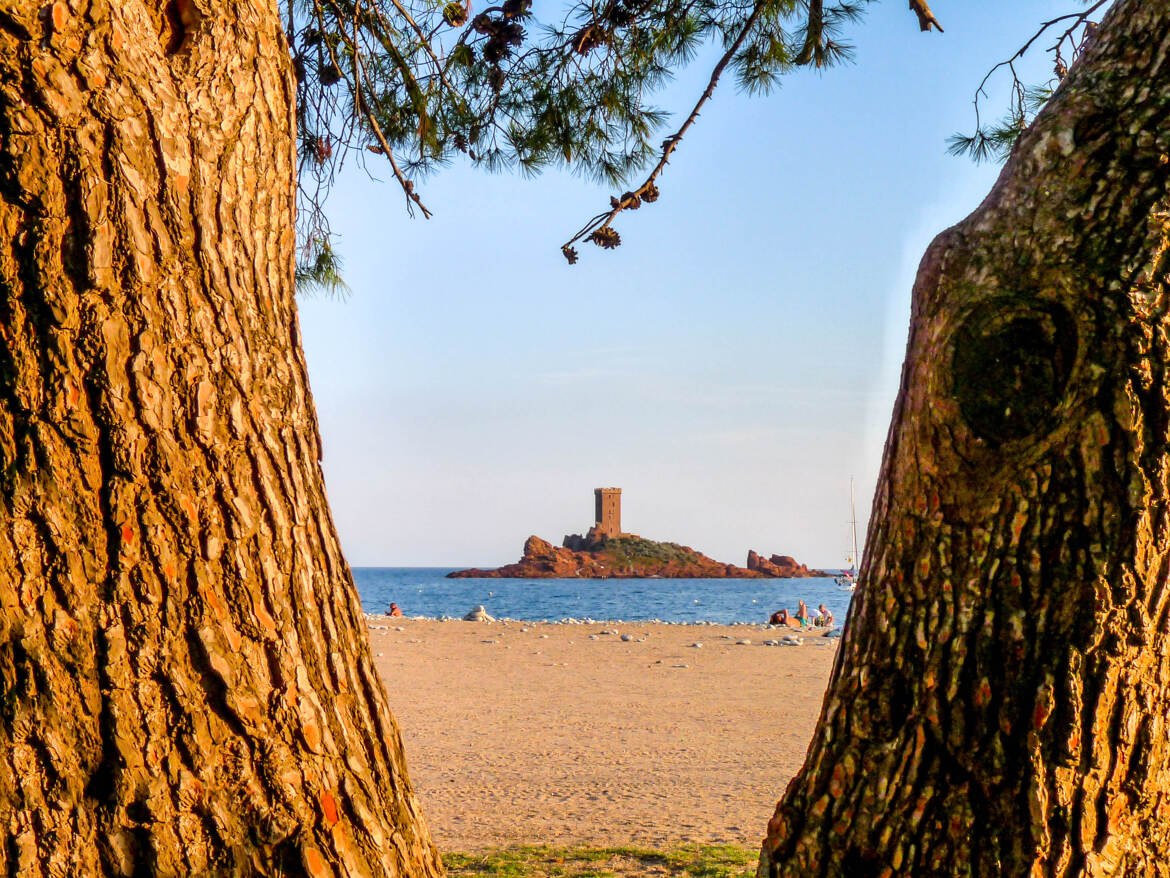 Le Dramont l' ile d' or