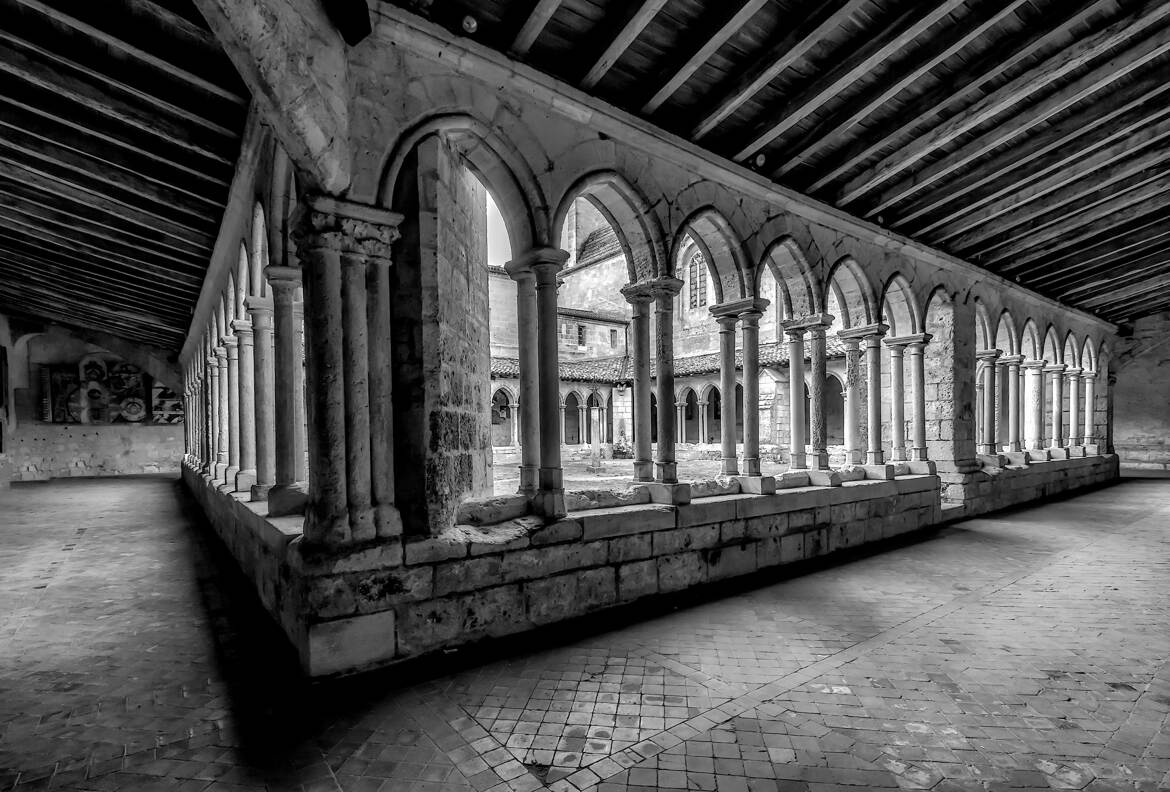 Le vieux Cloitre ! Version nb !