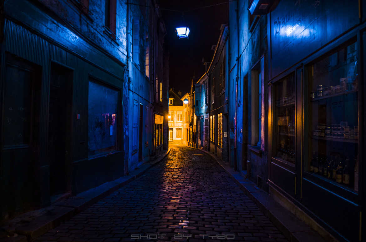 Rue médiéval la nuit