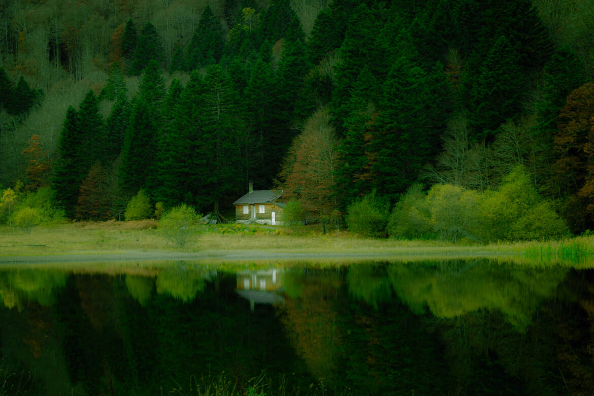 la cabane au bord du lac