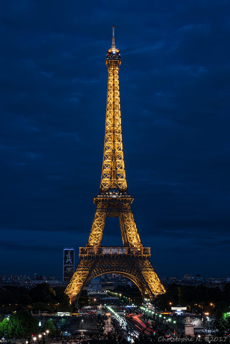 Heure bleue sur Paris