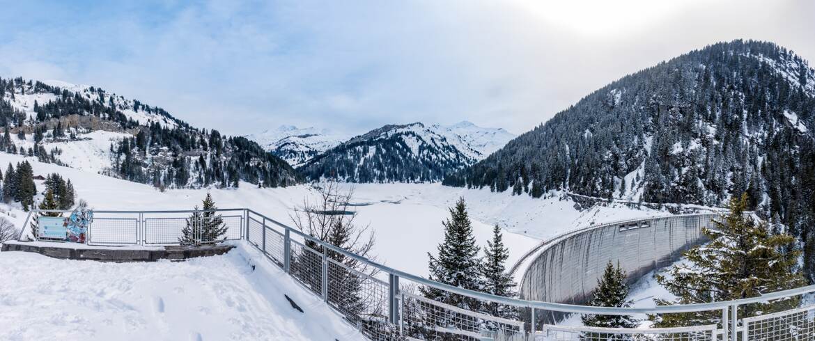 Barrage de Guérin - Vue du parking