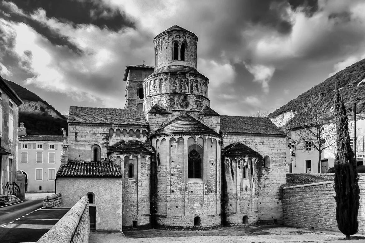 Archives ecclésiales : église de Cruas