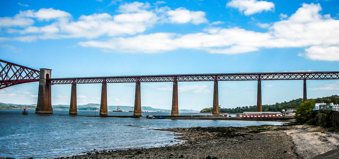 Le Forth Bridge suite.