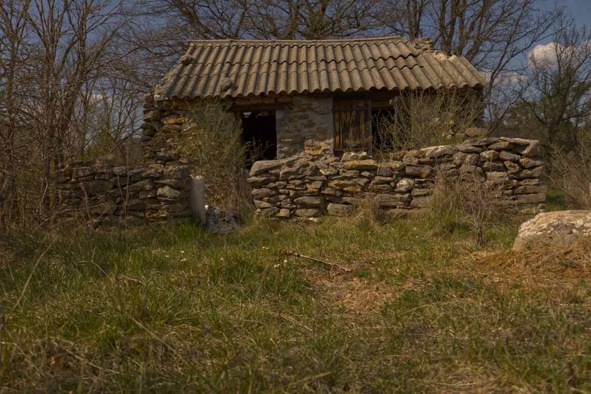 Cabanon abandonné