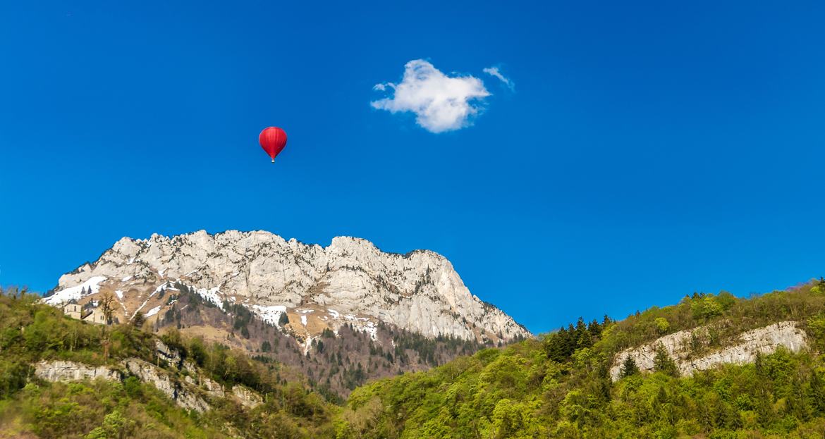 la montgolfière rouge