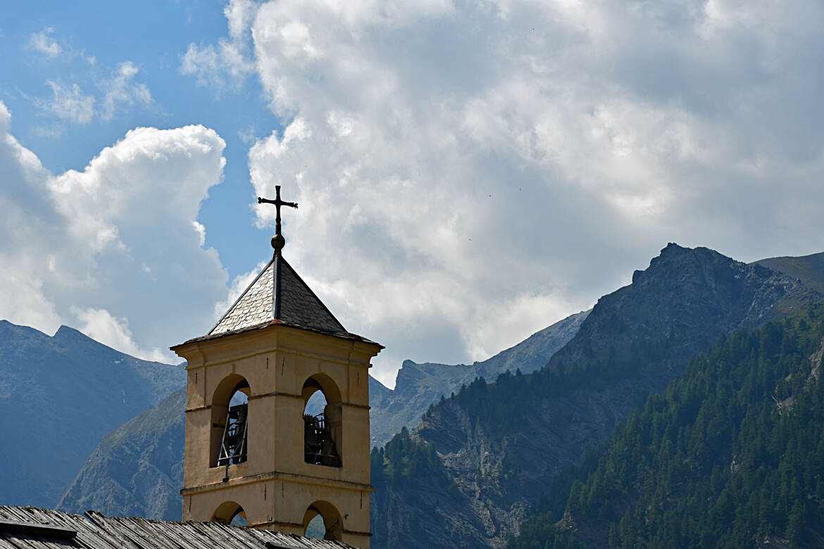 Clocher de l'église de Saint Véran