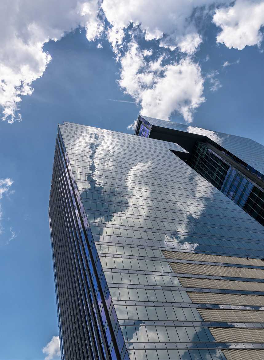 G la tête dans les nuages