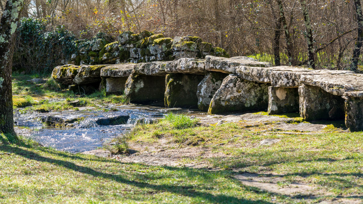 Un pont mégalithique
