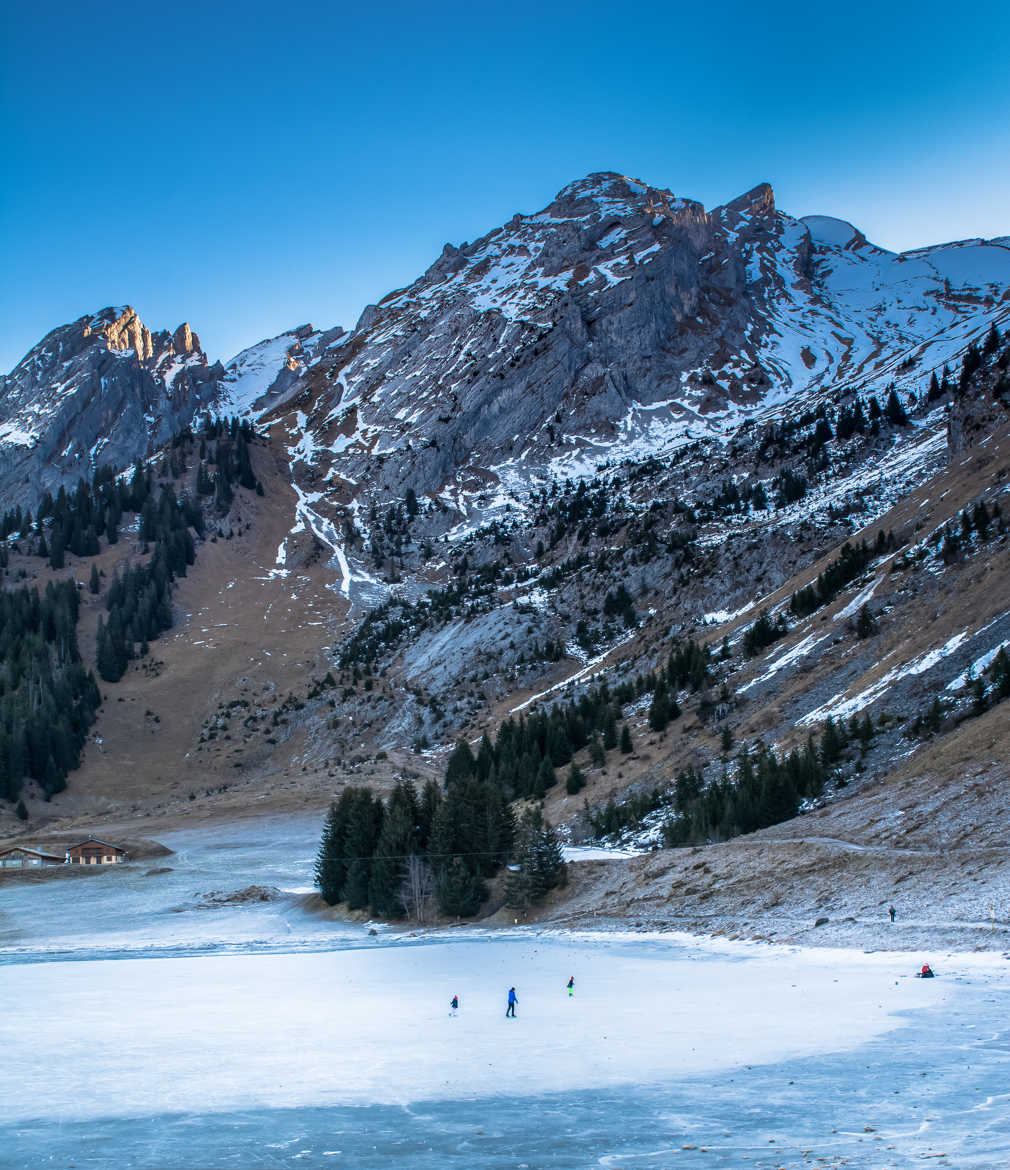 patinage sur le lac des confins