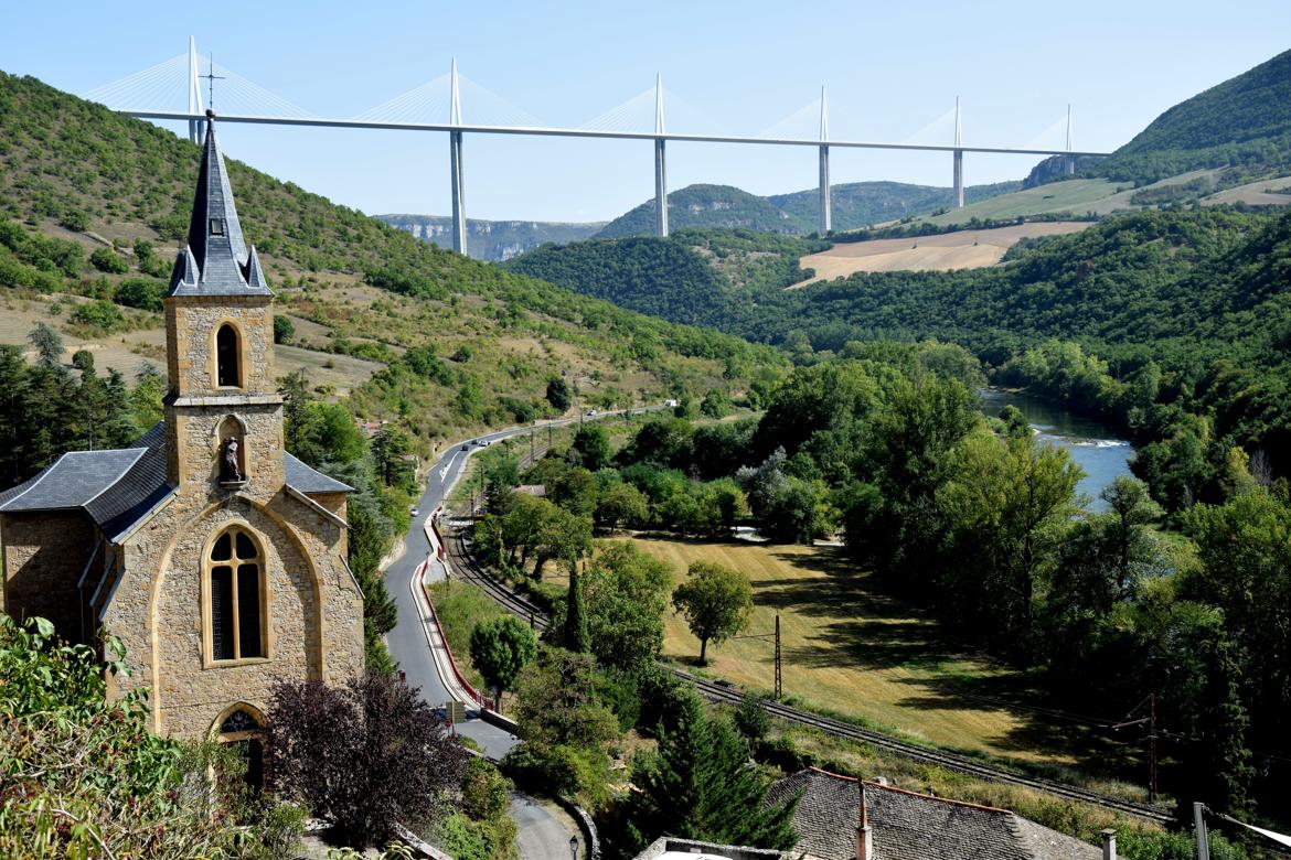 Pont de Millau vu de Peyre