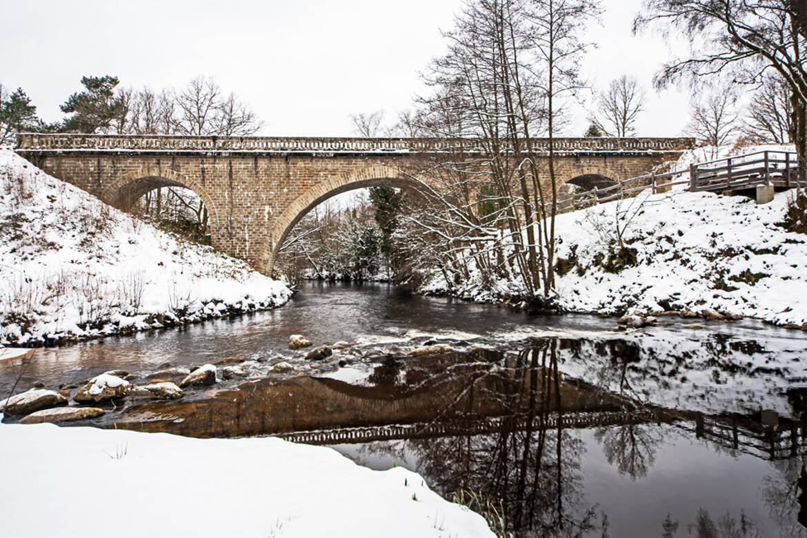 Le pont et la rivière