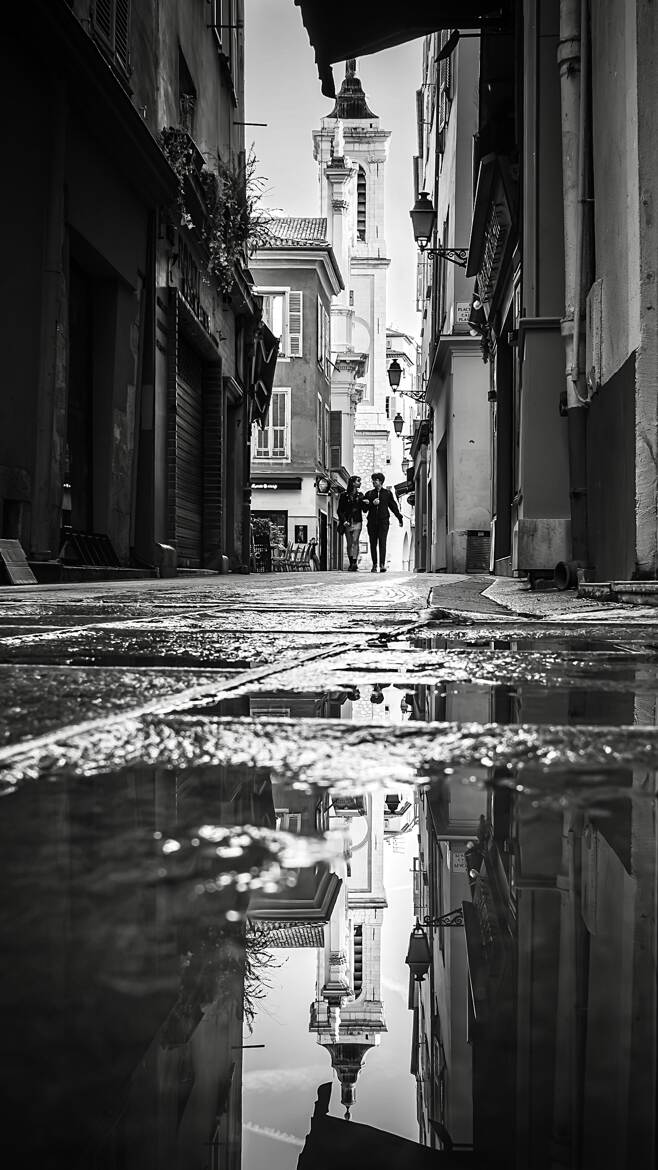 Reflet monochrome