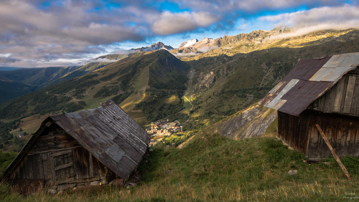 des chalets au glacier il n'y a qu'un pas