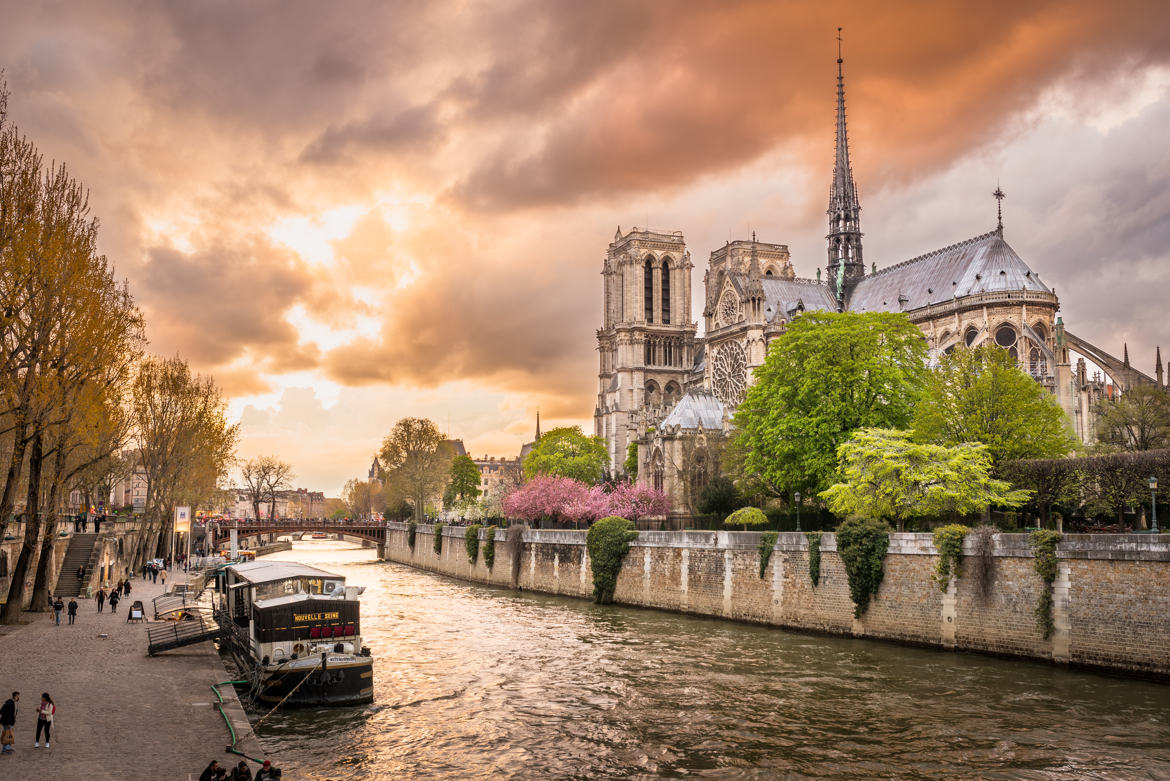 Ciel de feu sur Notre Dame