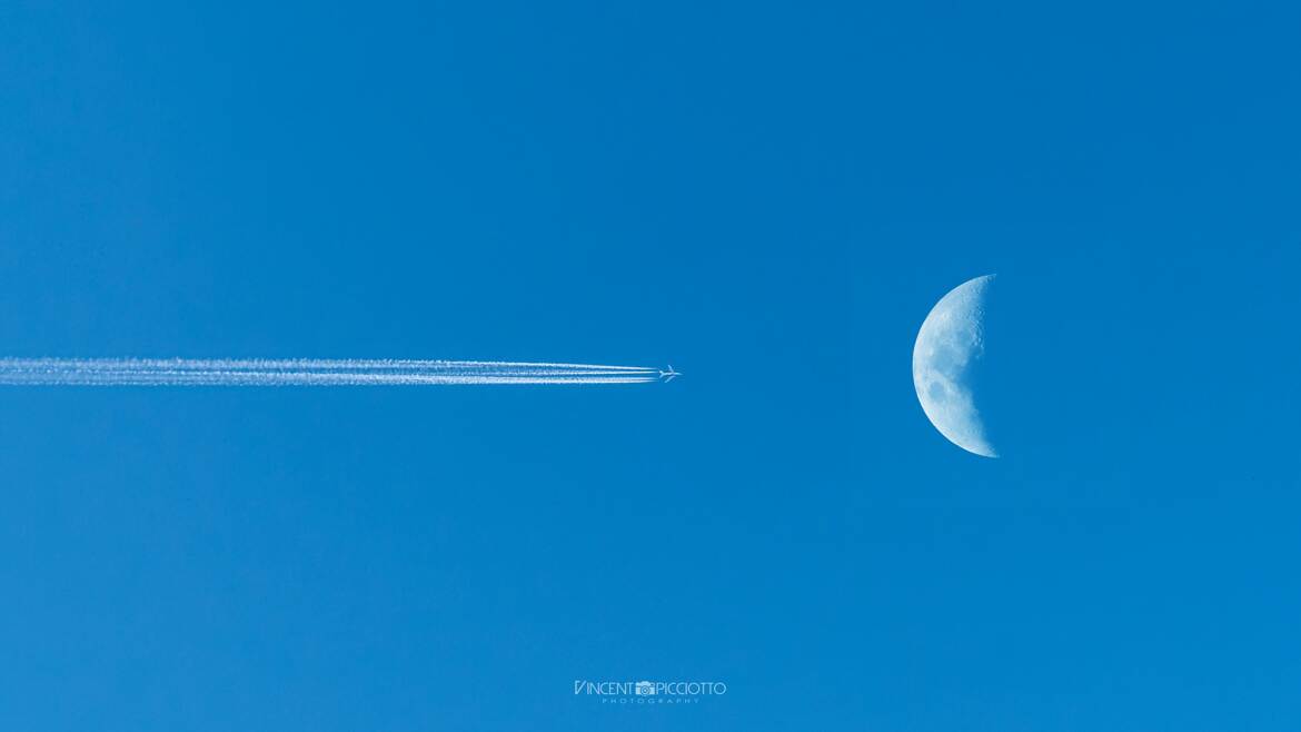 Fly me to the Moon