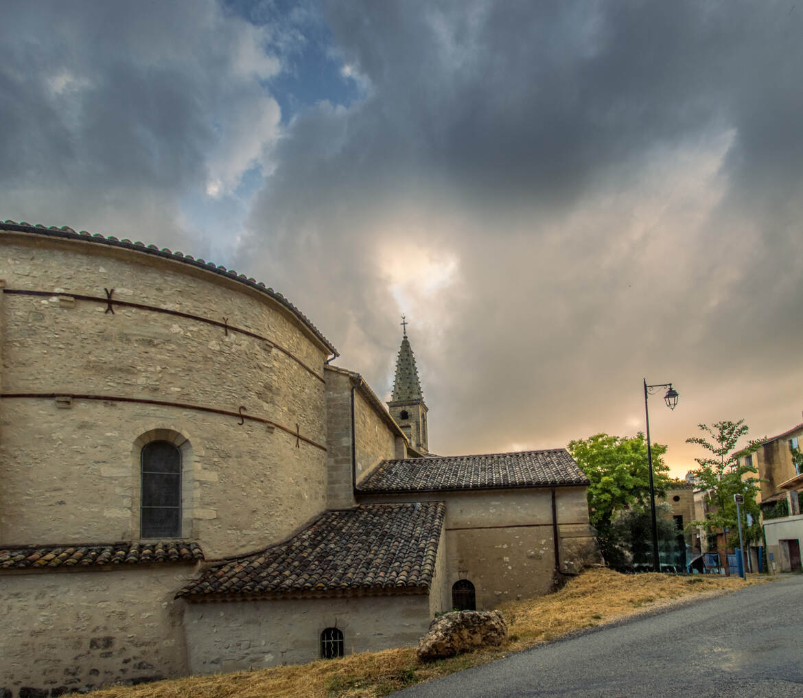 Eglise saint Quentin La Poterie - Gard